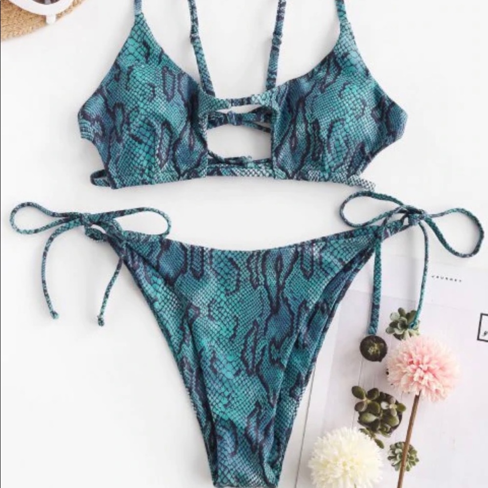 NWT ZAFUL Tie Dye Animal Print Cutout Bikini Swim